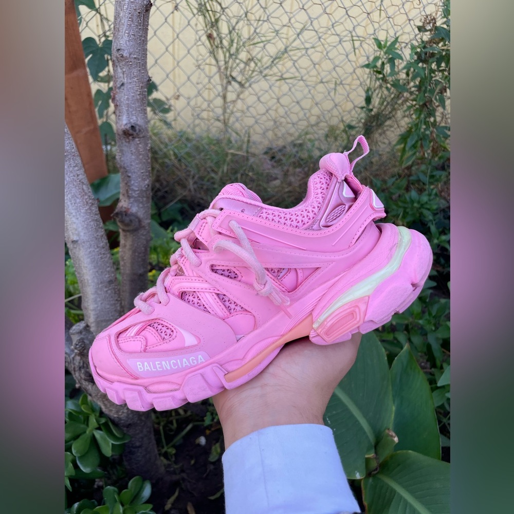 Balenciaga Track LED Pink
